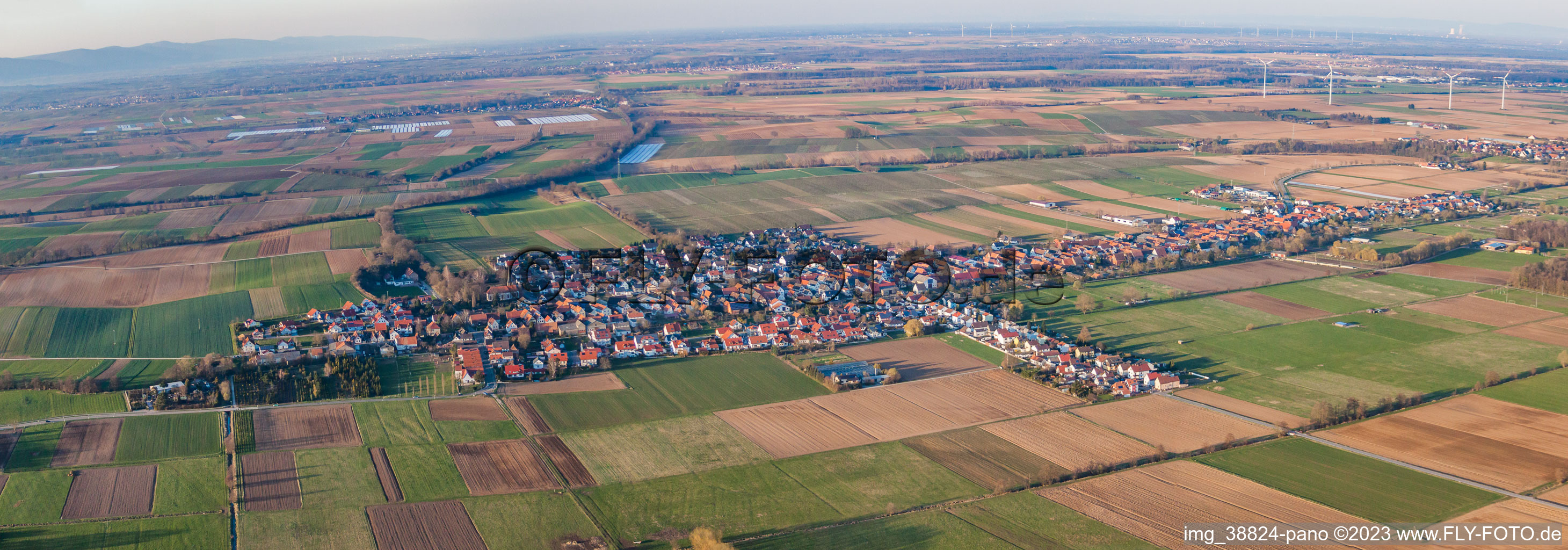 Luftaufnahme von Panorama in Freckenfeld im Bundesland Rheinland-Pfalz, Deutschland