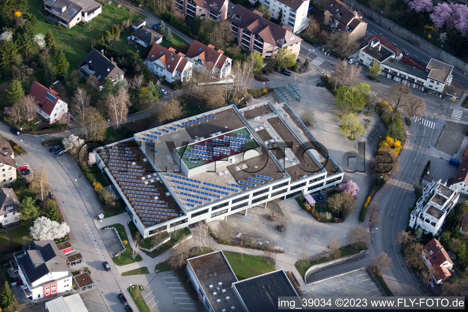 Johannes-Kepler-Gymnasium, Lindenstr in Leonberg im Bundesland Baden-Württemberg, Deutschland aus der Luft