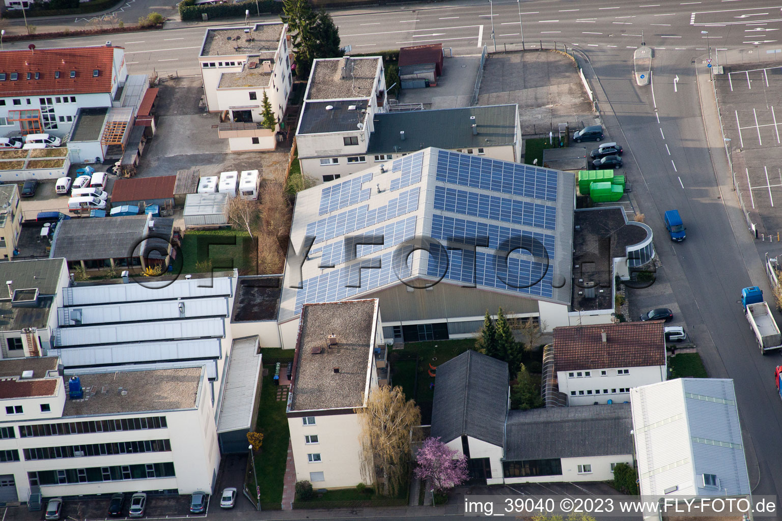 Luftbild von METDRA Metall- und Drahtwarenfabrik GmbH, Dieselstr im Ortsteil Eltingen in Leonberg im Bundesland Baden-Württemberg, Deutschland