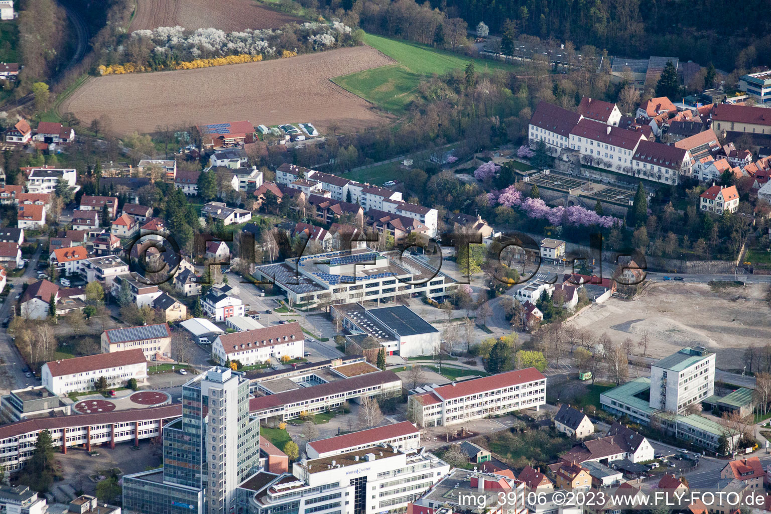 Johannes-Kepler-Gymnasium, Lindenstr in Leonberg im Bundesland Baden-Württemberg, Deutschland aus der Luft betrachtet