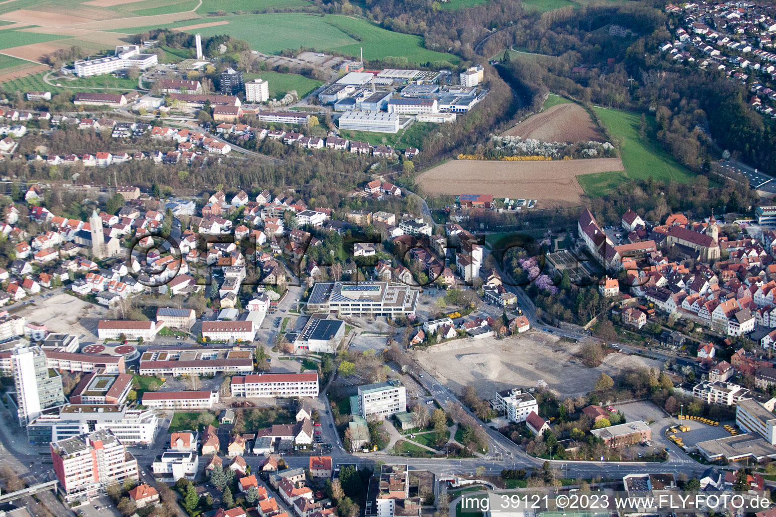 Drohnenbild von Johannes-Kepler-Gymnasium, Lindenstr in Leonberg im Bundesland Baden-Württemberg, Deutschland