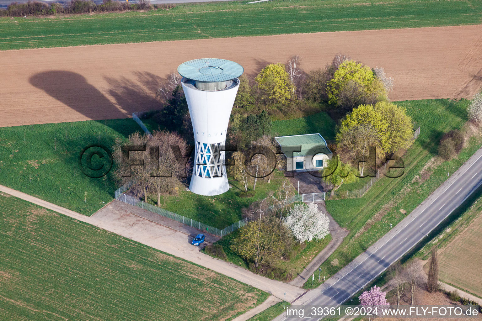 Bauwerk des Industriedenkmales Wasserturm in Möglingen im Bundesland Baden-Württemberg, Deutschland