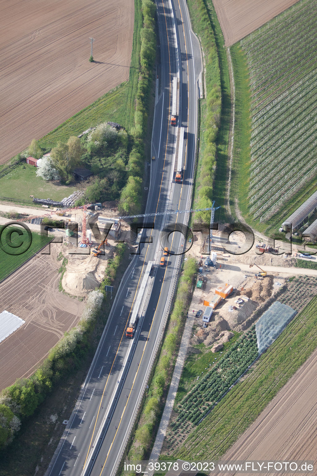 Schrägluftbild von Kandel, Neubau A65 Brücke im Bundesland Rheinland-Pfalz, Deutschland