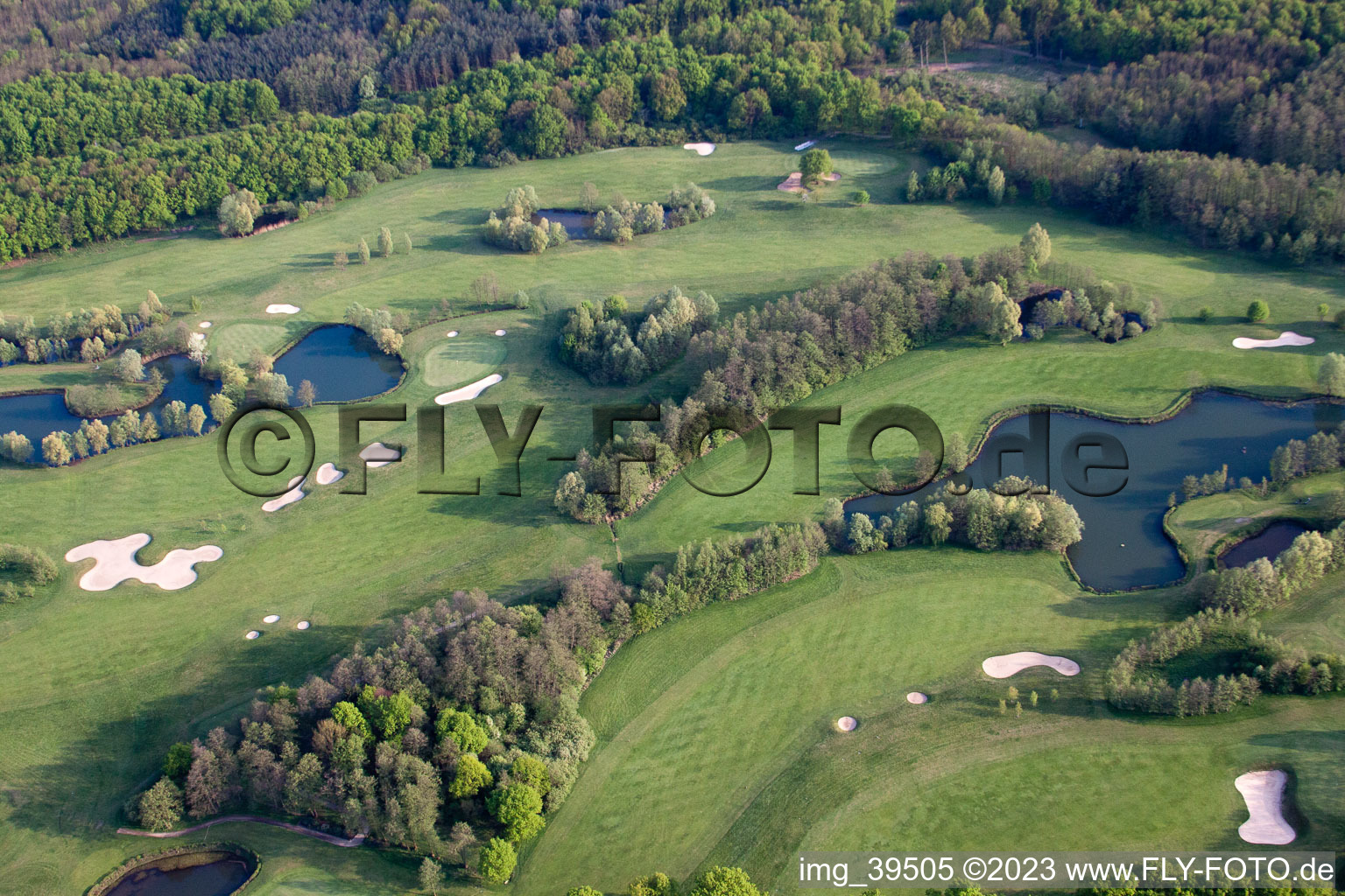 Soufflenheim , Golfclub Soufflenheim Baden-Baden im Bundesland Bas-Rhin, Frankreich aus der Luft
