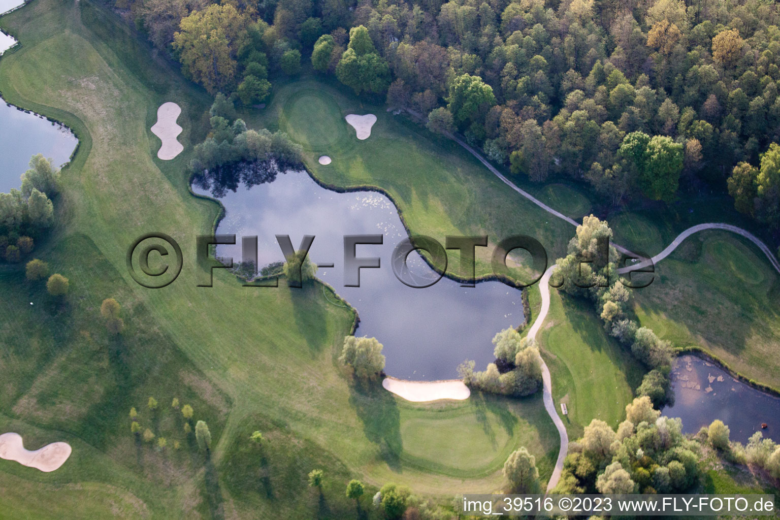 Luftbild von Soufflenheim , Golfclub Soufflenheim Baden-Baden im Bundesland Bas-Rhin, Frankreich