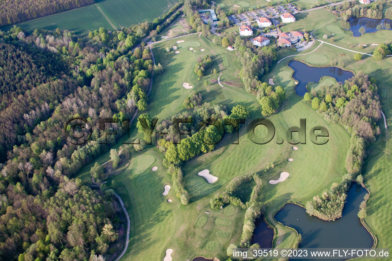 Soufflenheim , Golfclub Soufflenheim Baden-Baden im Bundesland Bas-Rhin, Frankreich von oben
