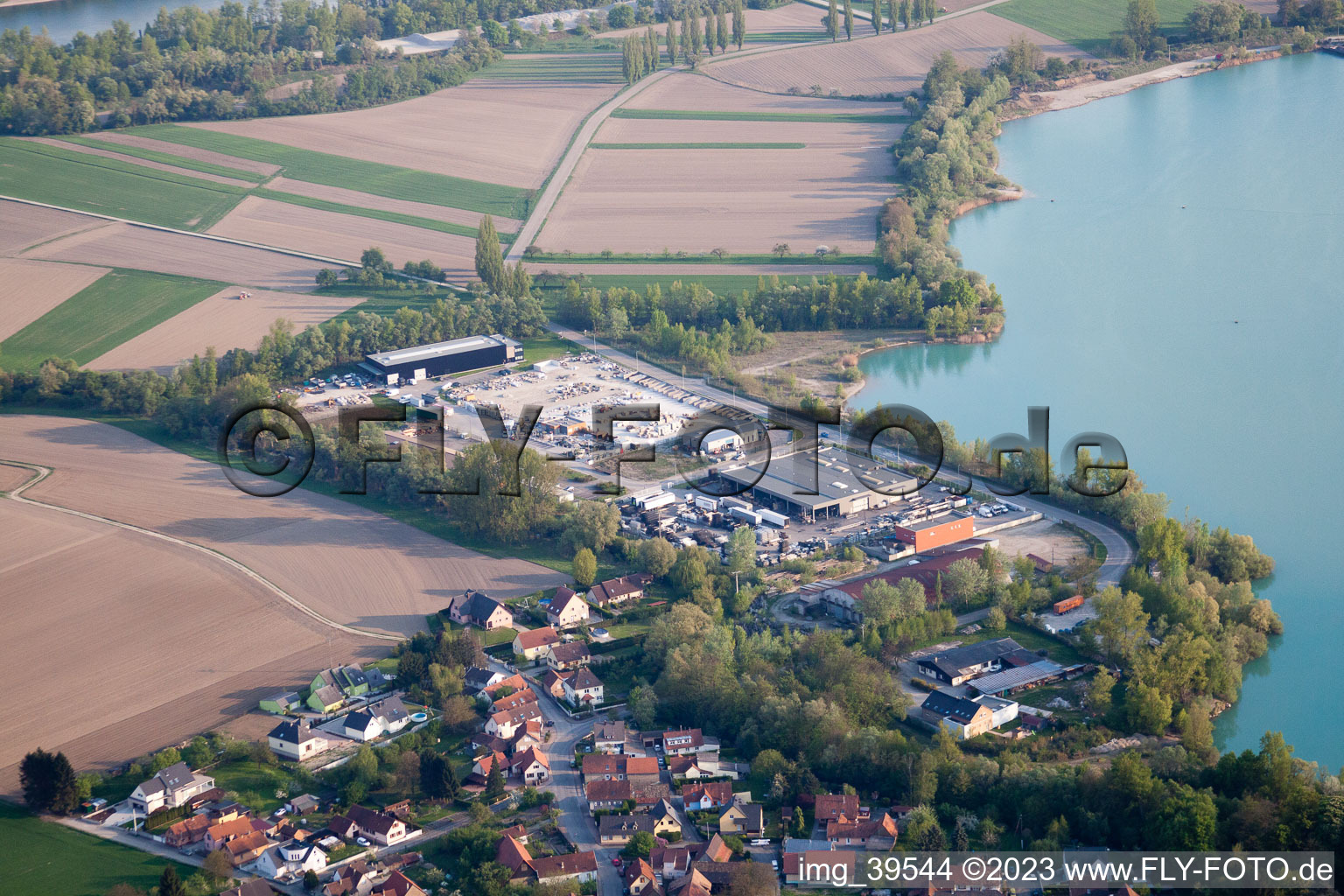 Offendorf im Bundesland Bas-Rhin, Frankreich aus der Luft betrachtet
