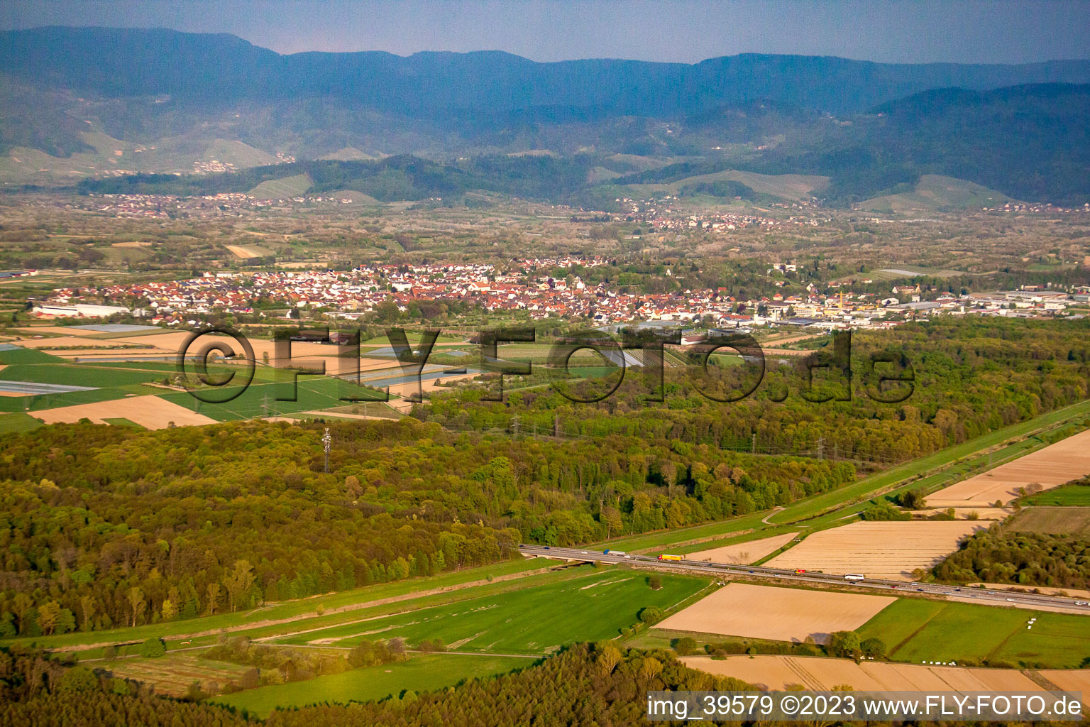 Luftbild von Von Südwesten in Renchen im Bundesland Baden-Württemberg, Deutschland