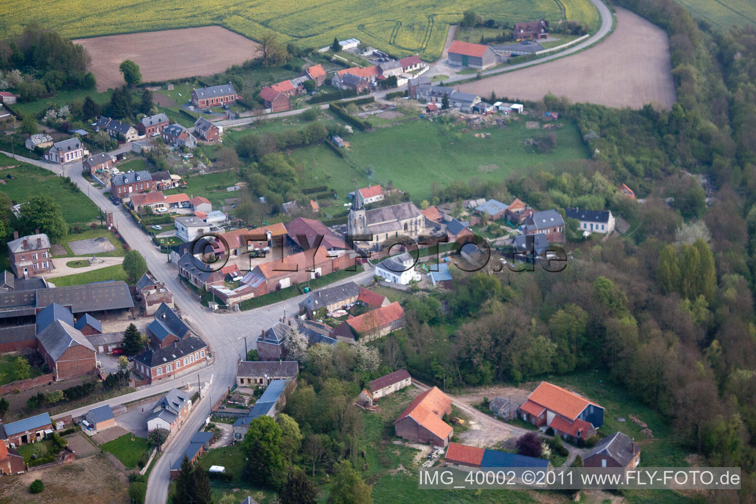 Luftaufnahme von Grand-Verly im Bundesland Aisne, Frankreich