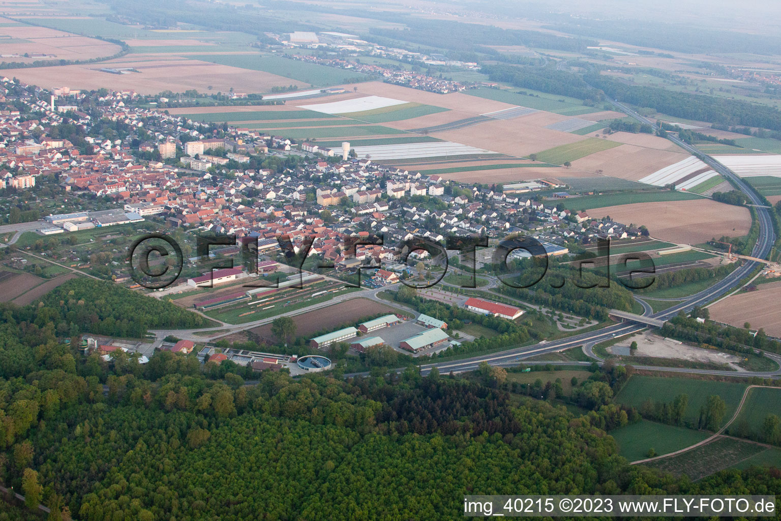Kandel von Osten im Bundesland Rheinland-Pfalz, Deutschland von oben gesehen