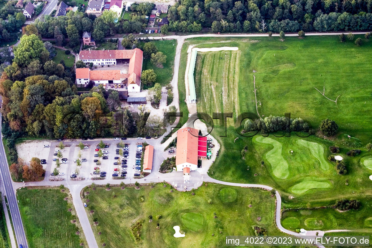 Luftbild von Essingen, Golfclub im Bundesland Rheinland-Pfalz, Deutschland