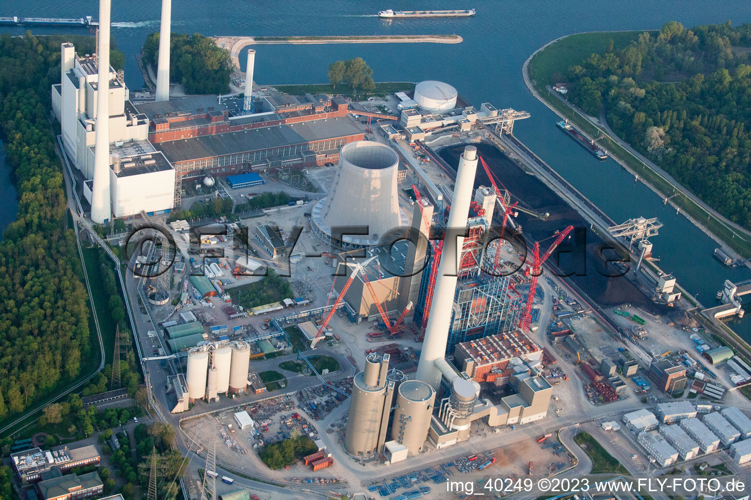 Rheinhafen, ENBW Baustelle in Karlsruhe im Bundesland Baden-Württemberg, Deutschland von der Drohne aus gesehen