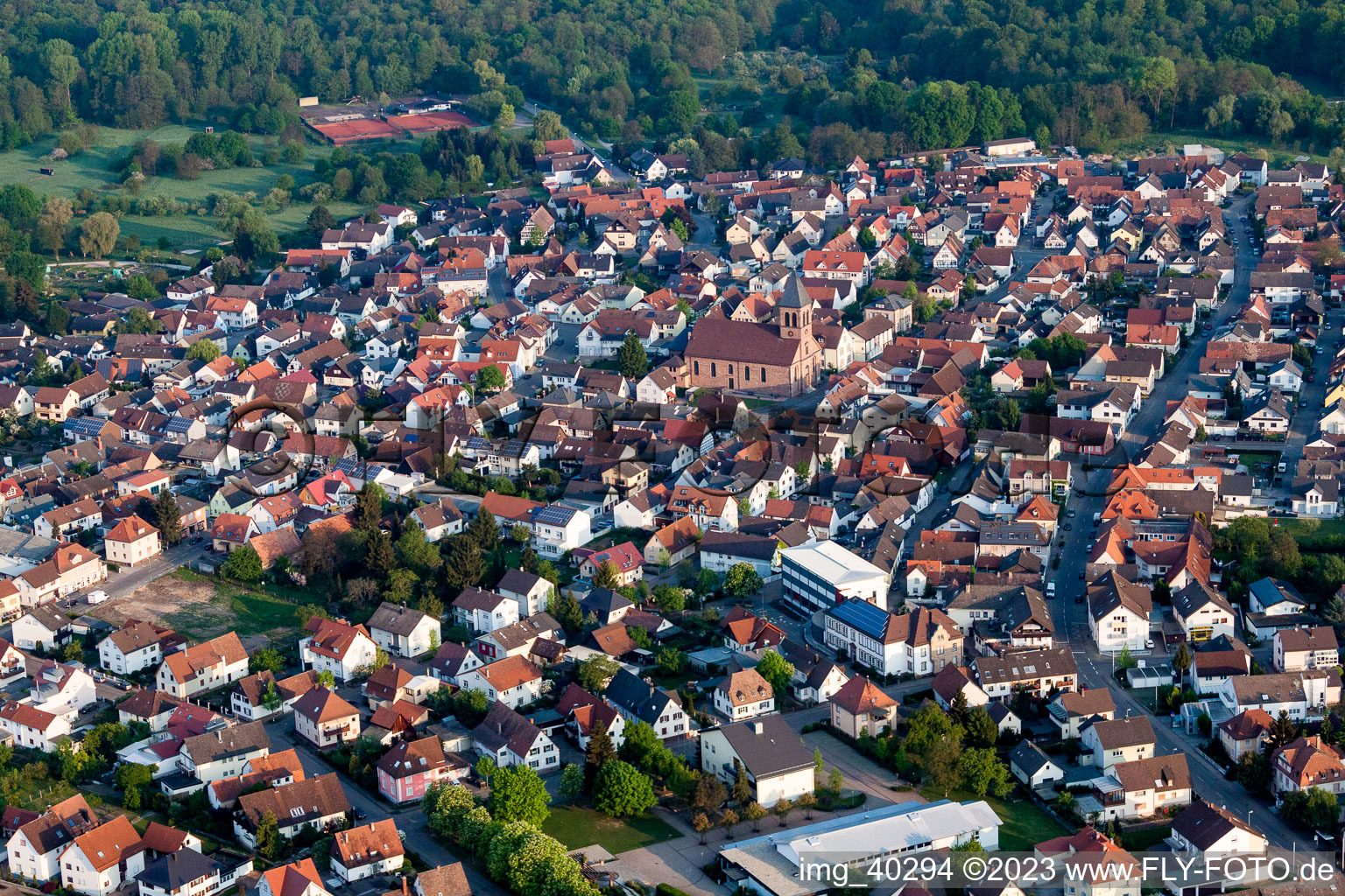 Ötigheim im Bundesland Baden-Württemberg, Deutschland aus der Luft