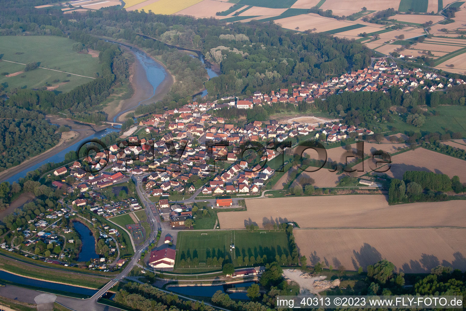 Munchhausen im Bundesland Bas-Rhin, Frankreich aus der Luft betrachtet