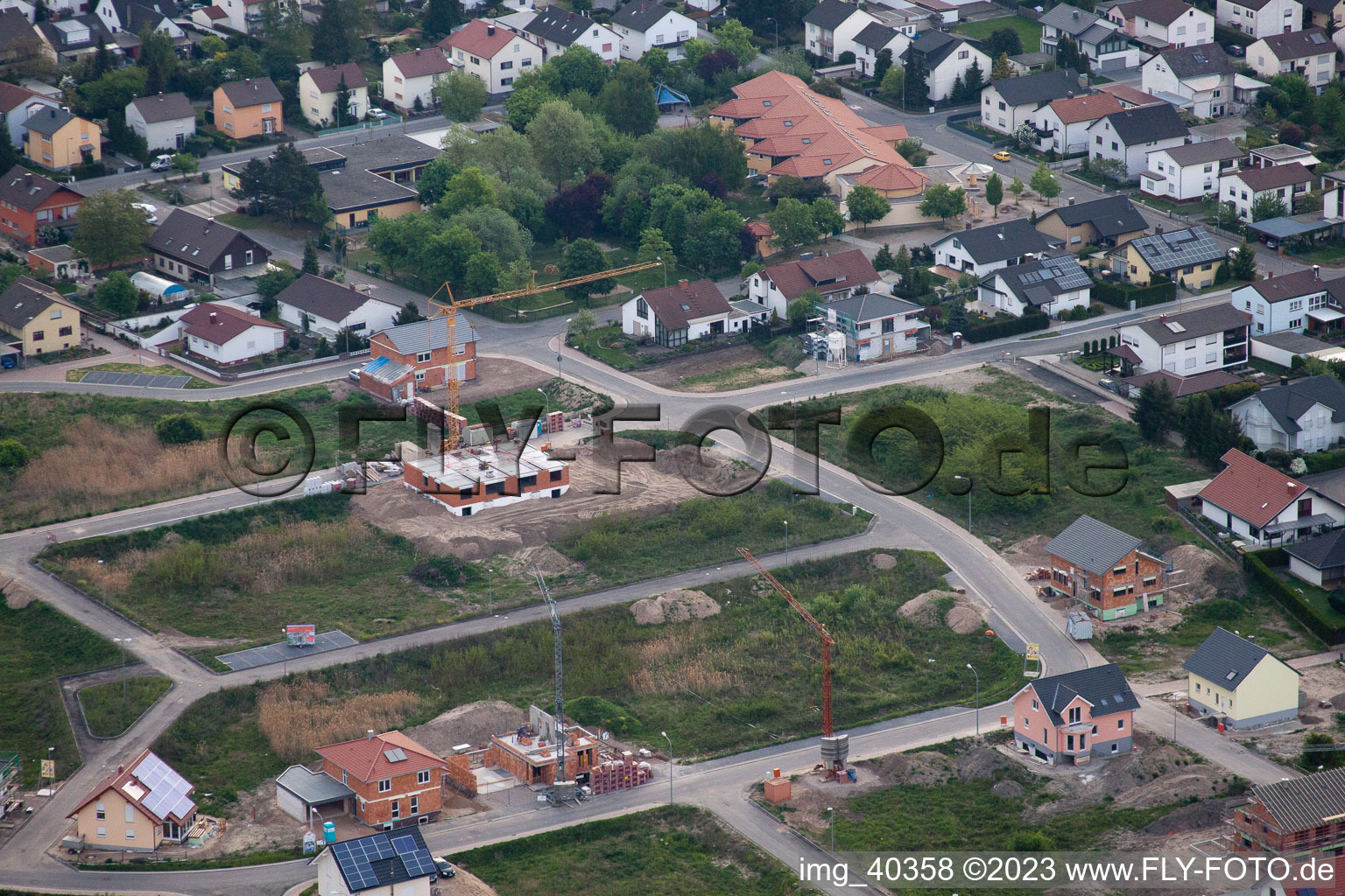 Jockgrim im Bundesland Rheinland-Pfalz, Deutschland von einer Drohne aus