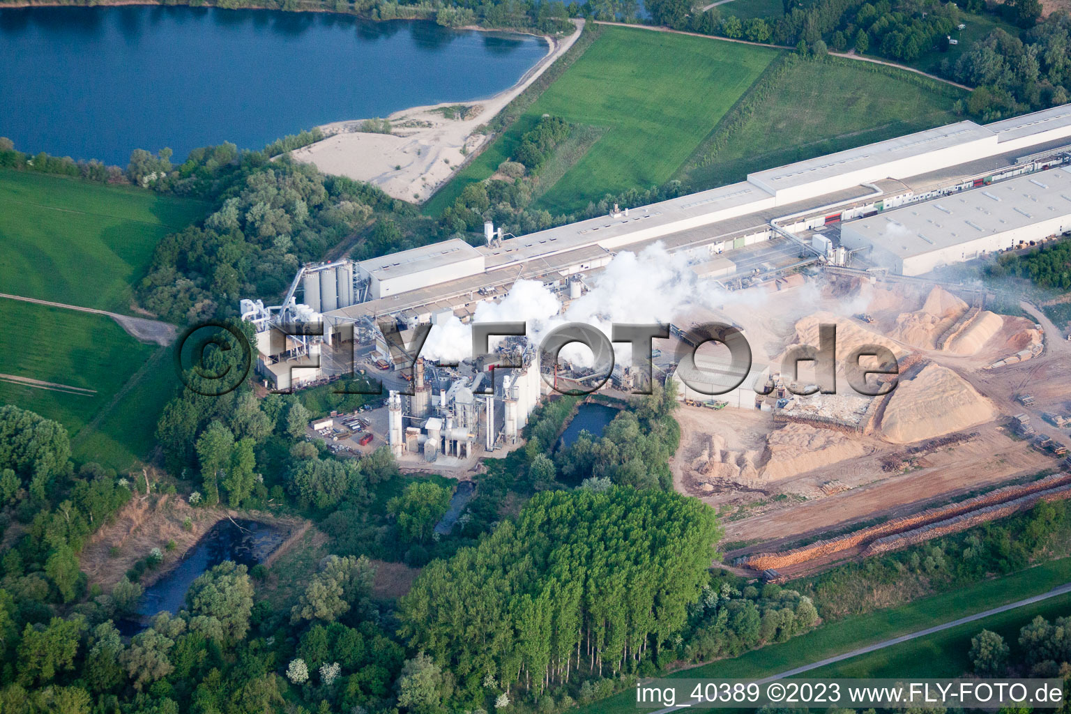 Schrägluftbild von Germersheim Industriegebiet Nolde im Bundesland Rheinland-Pfalz, Deutschland