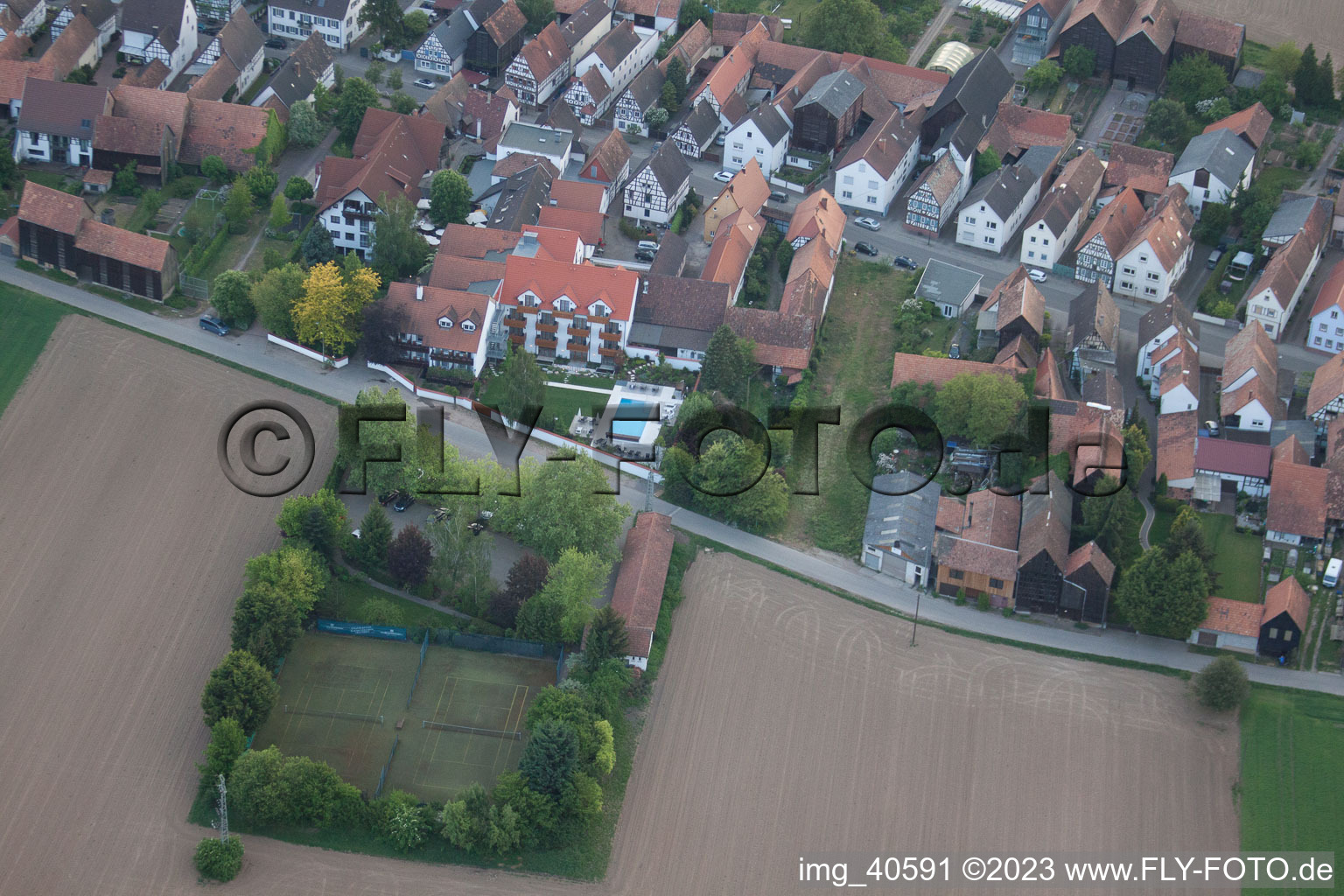 Drohnenaufname von Ortsteil Hayna in Herxheim bei Landau/Pfalz im Bundesland Rheinland-Pfalz, Deutschland