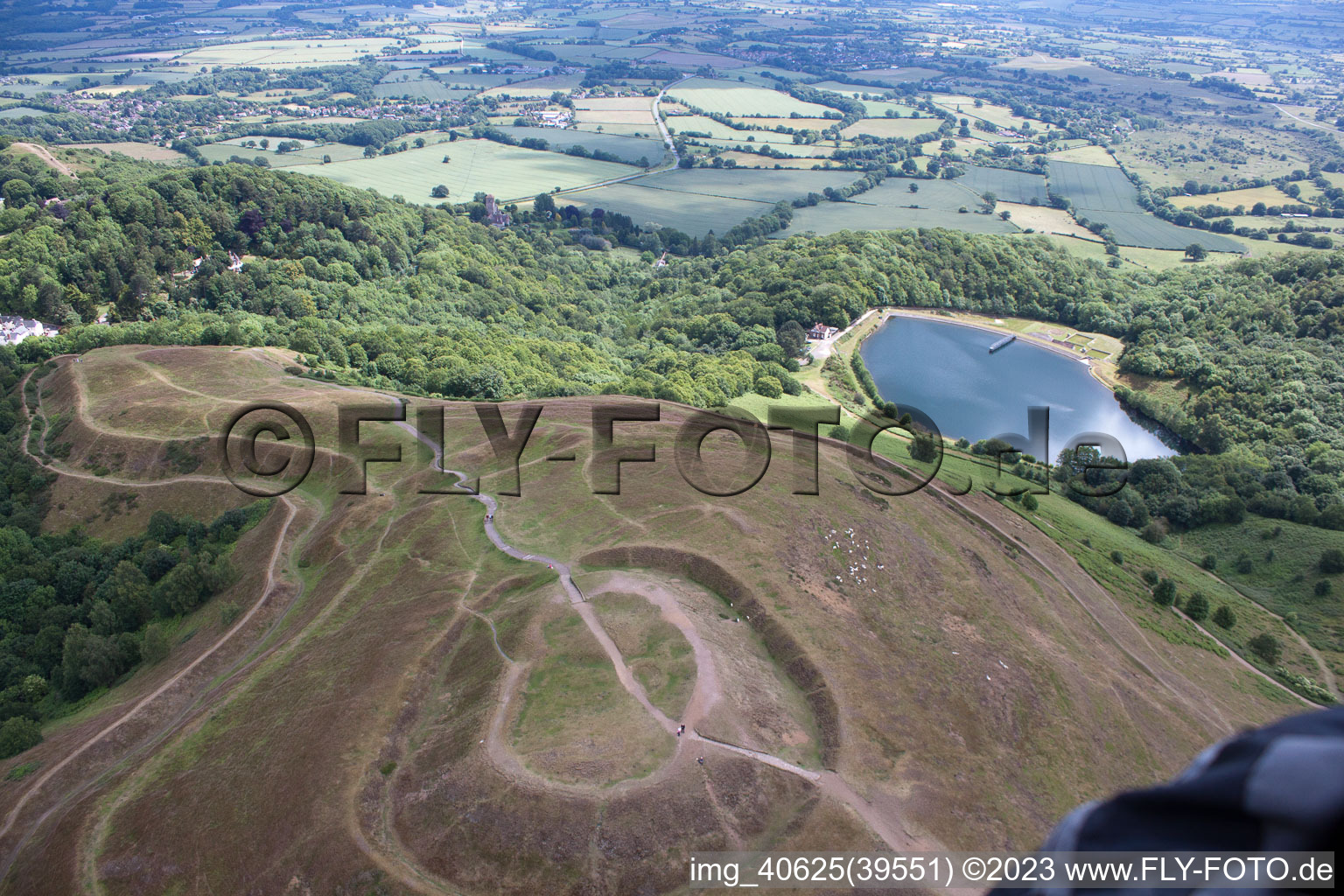 Luftaufnahme von Malvern Wells, Prähistorische Ausgrabungen in Putley im Bundesland England, Großbritanien