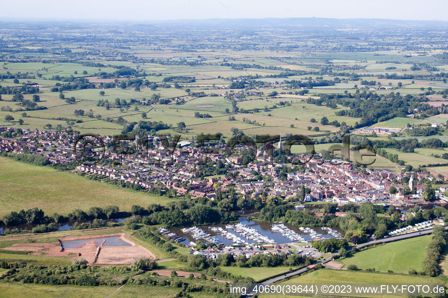 Luftaufnahme von Earls Croome im Bundesland England, Großbritanien