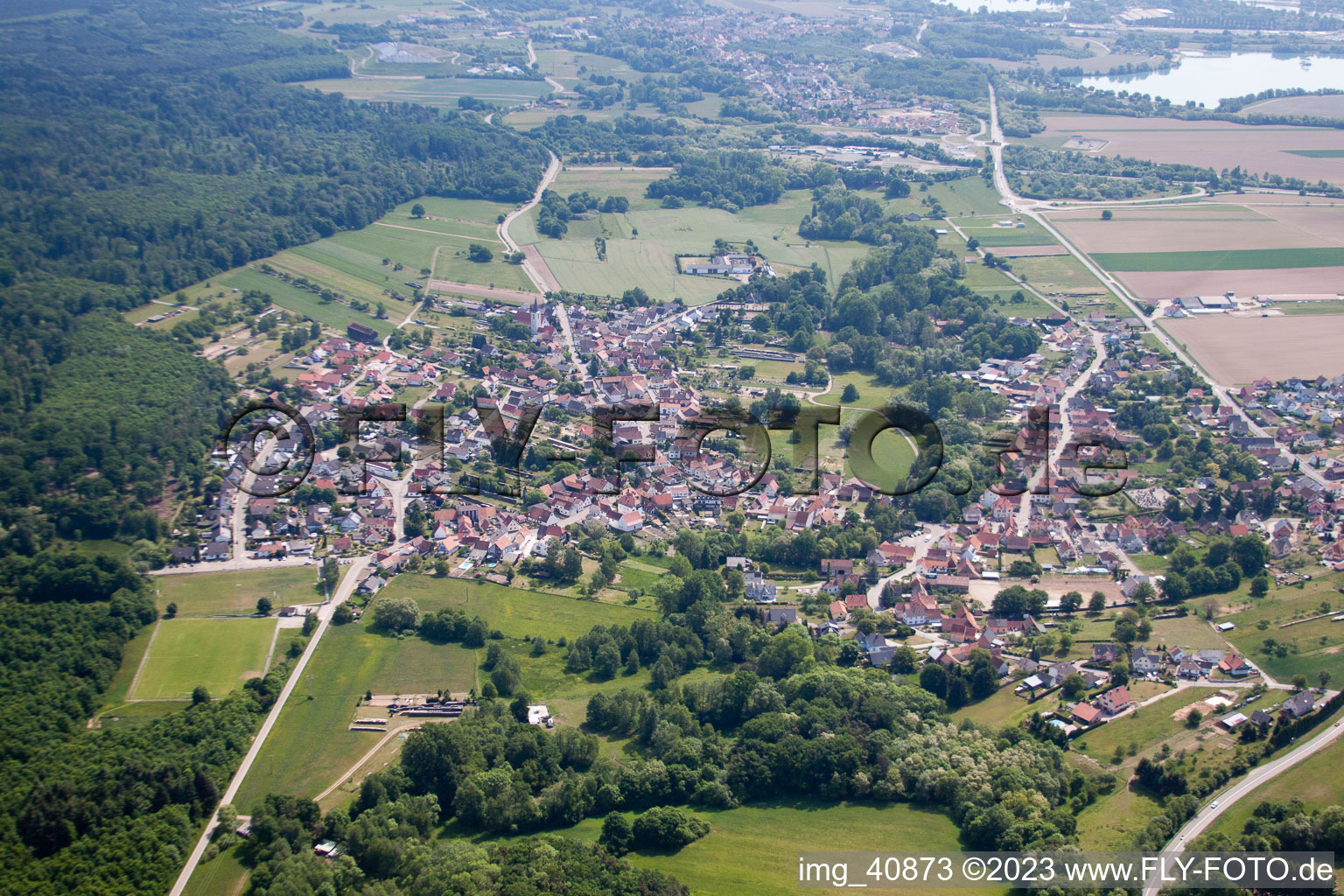 Scheibenhardt im Bundesland Rheinland-Pfalz, Deutschland von der Drohne aus gesehen
