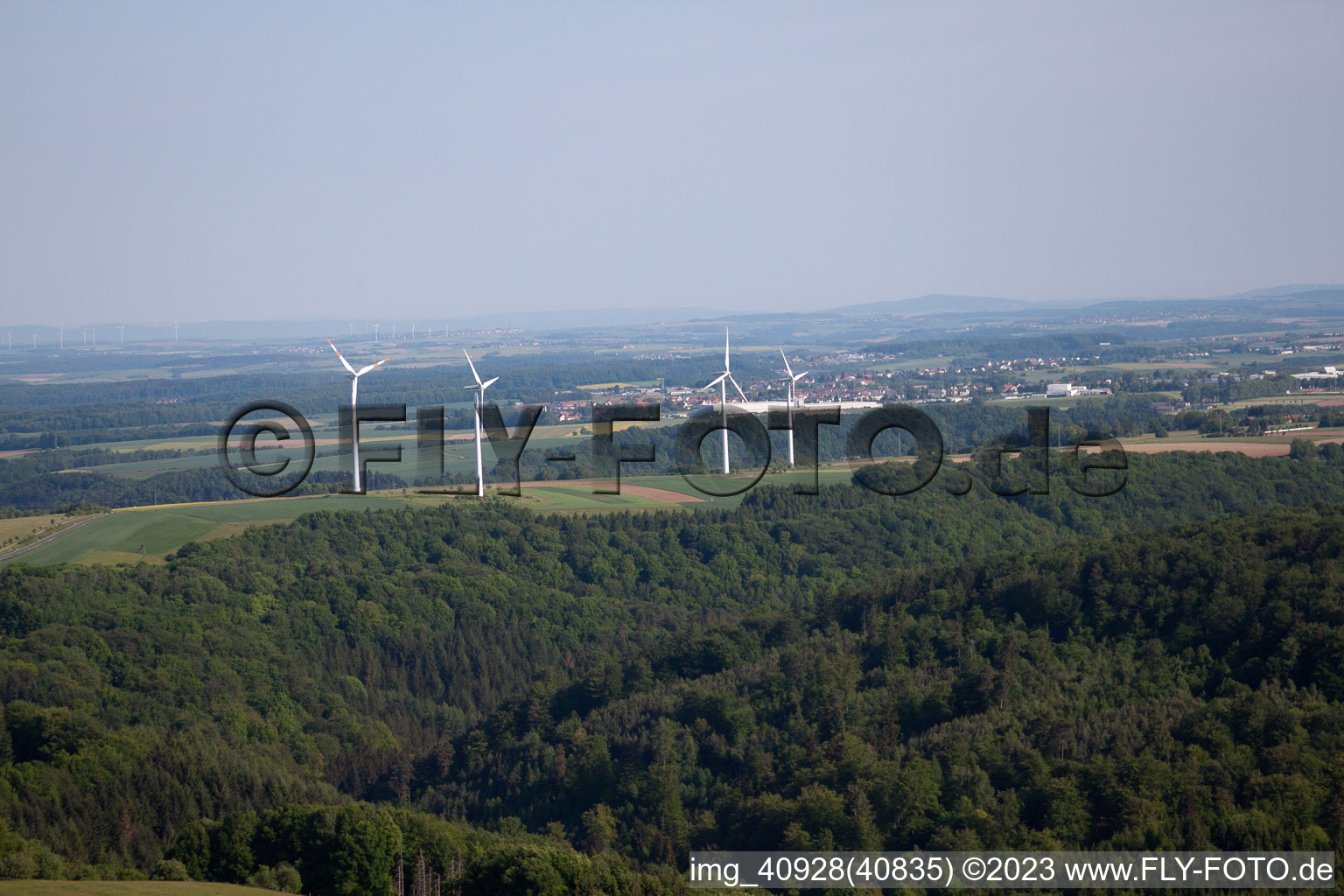 Vinningen im Bundesland Rheinland-Pfalz, Deutschland von oben gesehen