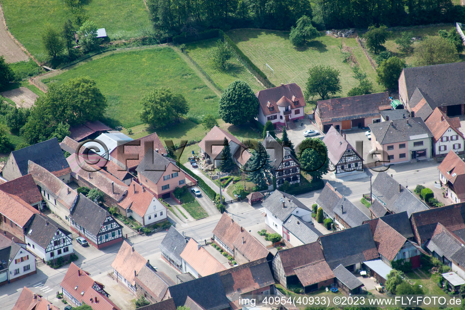 Niederlauterbach im Bundesland Bas-Rhin, Frankreich aus der Luft betrachtet