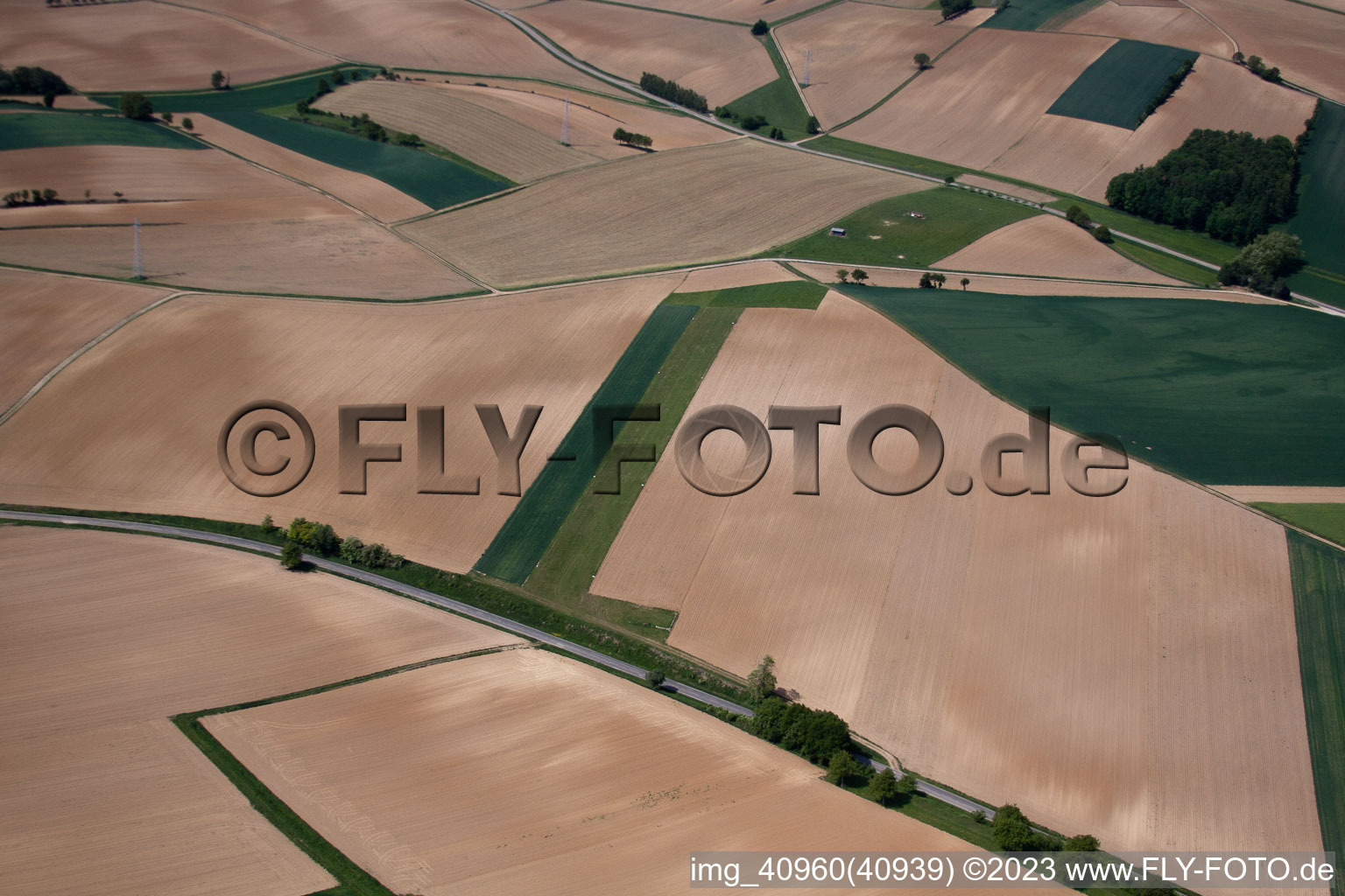 Luftbild von Salmbach, UL-Platz im Bundesland Bas-Rhin, Frankreich