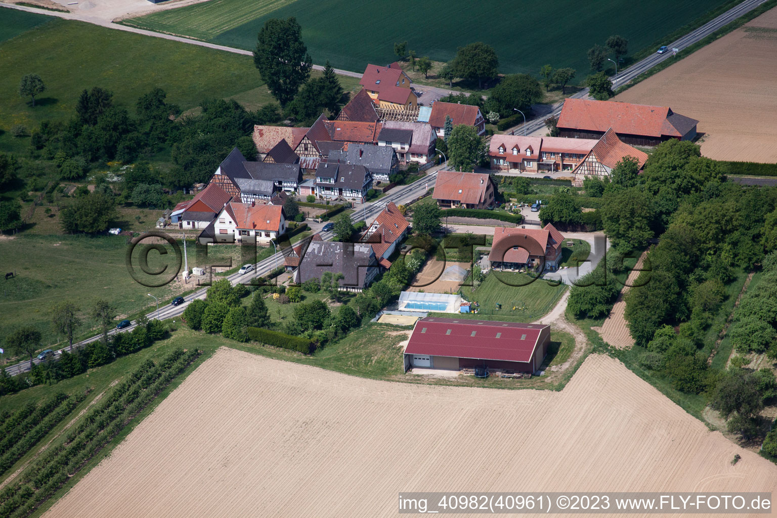 Seebach im Bundesland Bas-Rhin, Frankreich aus der Luft betrachtet