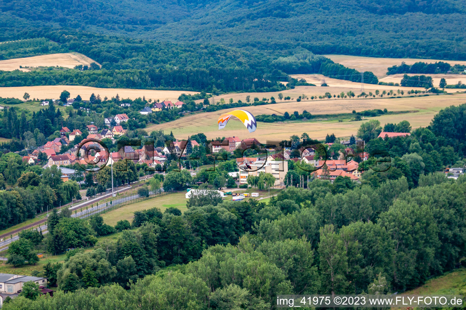 Luftbild von Ortsteil Neinstedt in Thale im Bundesland Sachsen-Anhalt, Deutschland