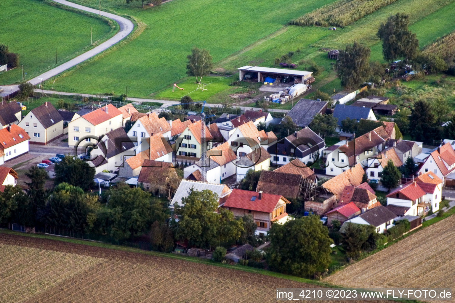 Schrägluftbild von Kandel Saarstr im Bundesland Rheinland-Pfalz, Deutschland