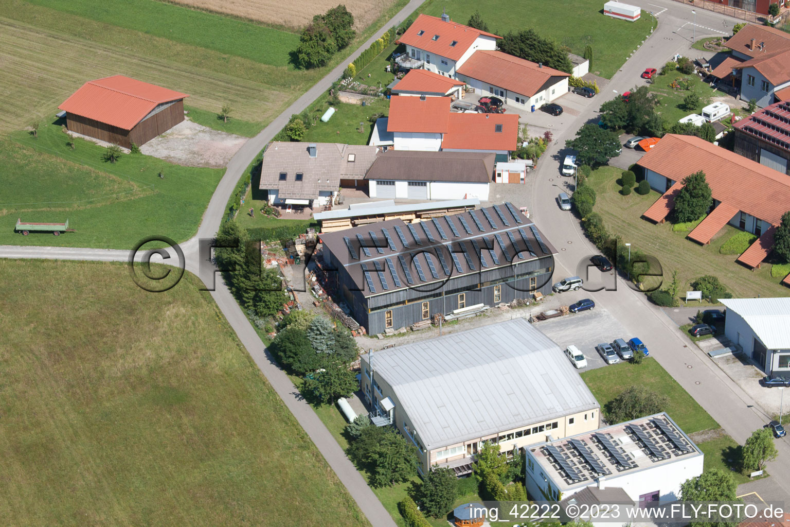 Pfaffenrot, Gewerbegebiet Im Schwarzenbusch im Bundesland Baden-Württemberg, Deutschland von der Drohne aus gesehen