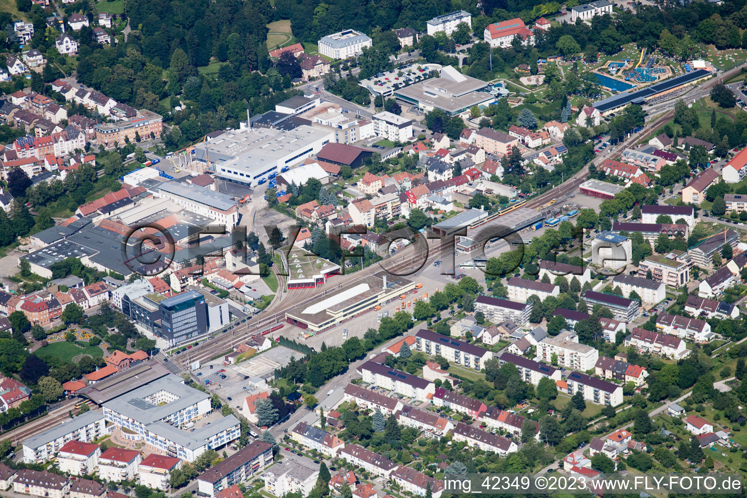 Stadbahnhof in Ettlingen im Bundesland Baden-Württemberg, Deutschland