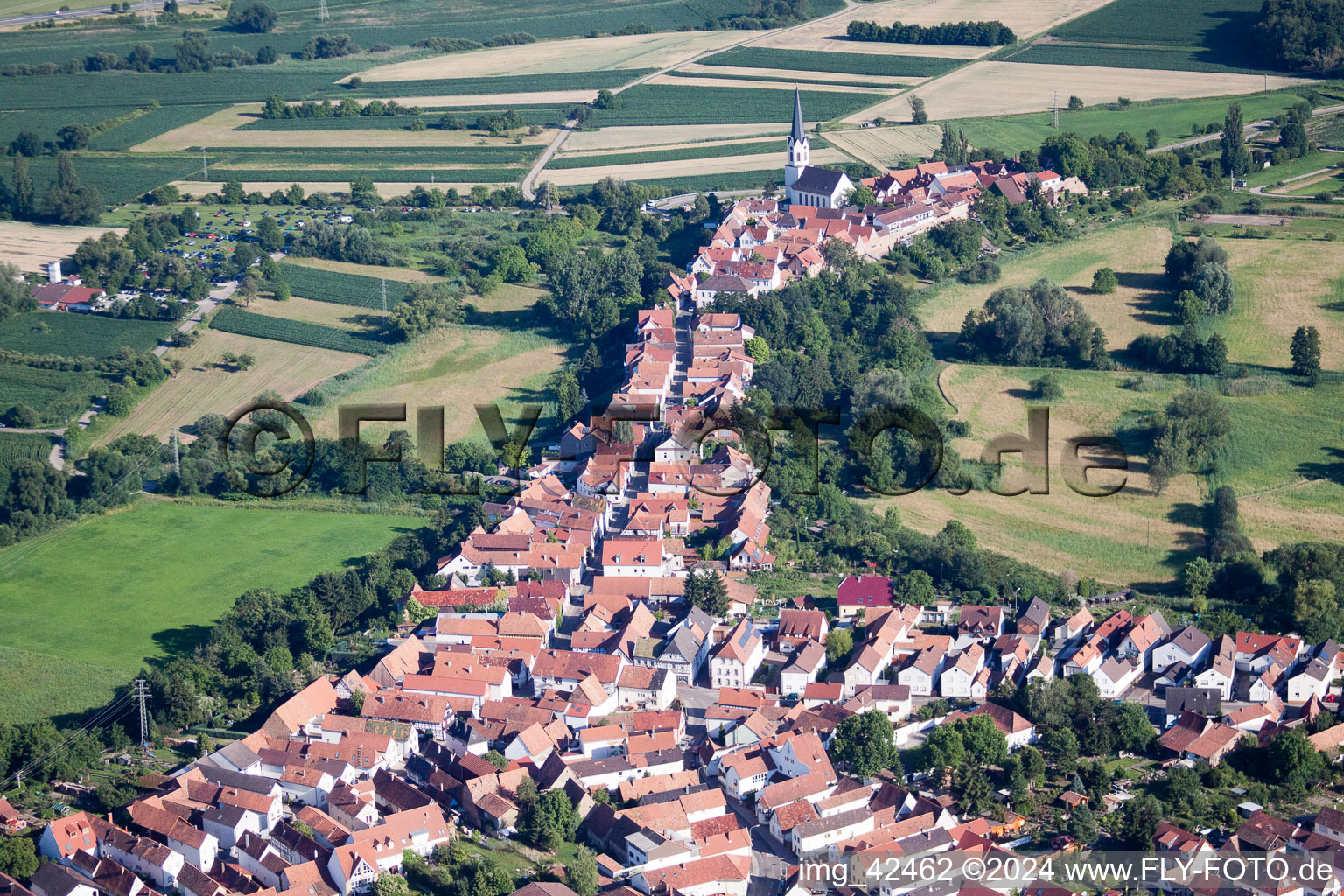 Luftaufnahme von Hinterstädel von Norden in Jockgrim im Bundesland Rheinland-Pfalz, Deutschland
