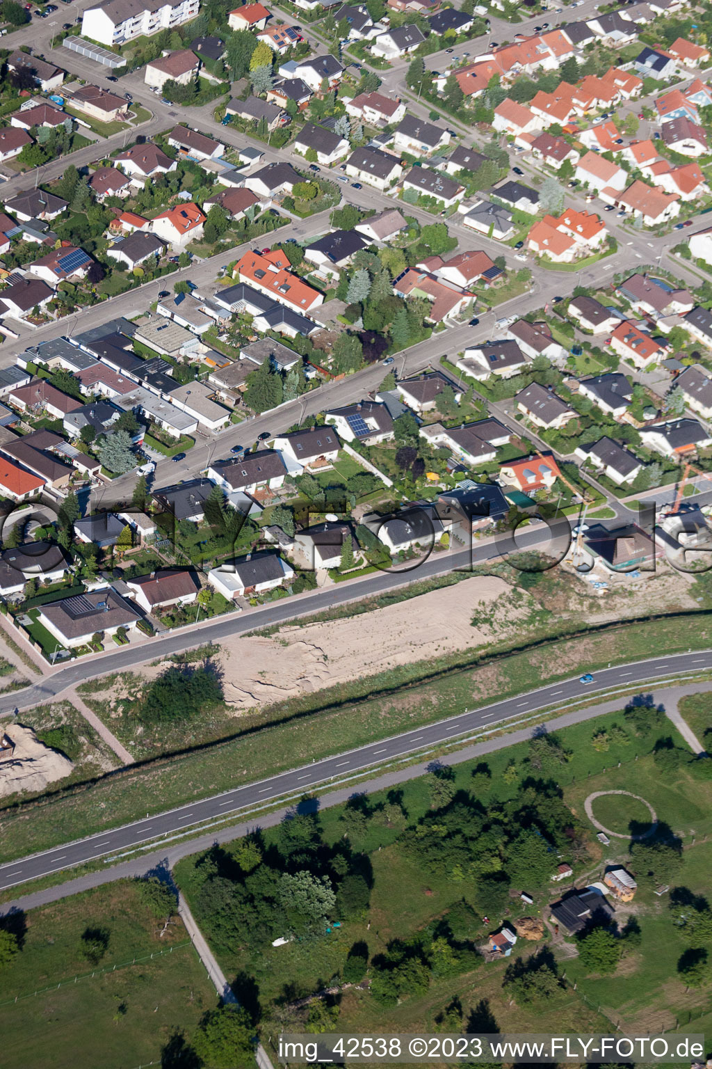 Jockgrim, Neubaugebiet West im Bundesland Rheinland-Pfalz, Deutschland vom Flugzeug aus