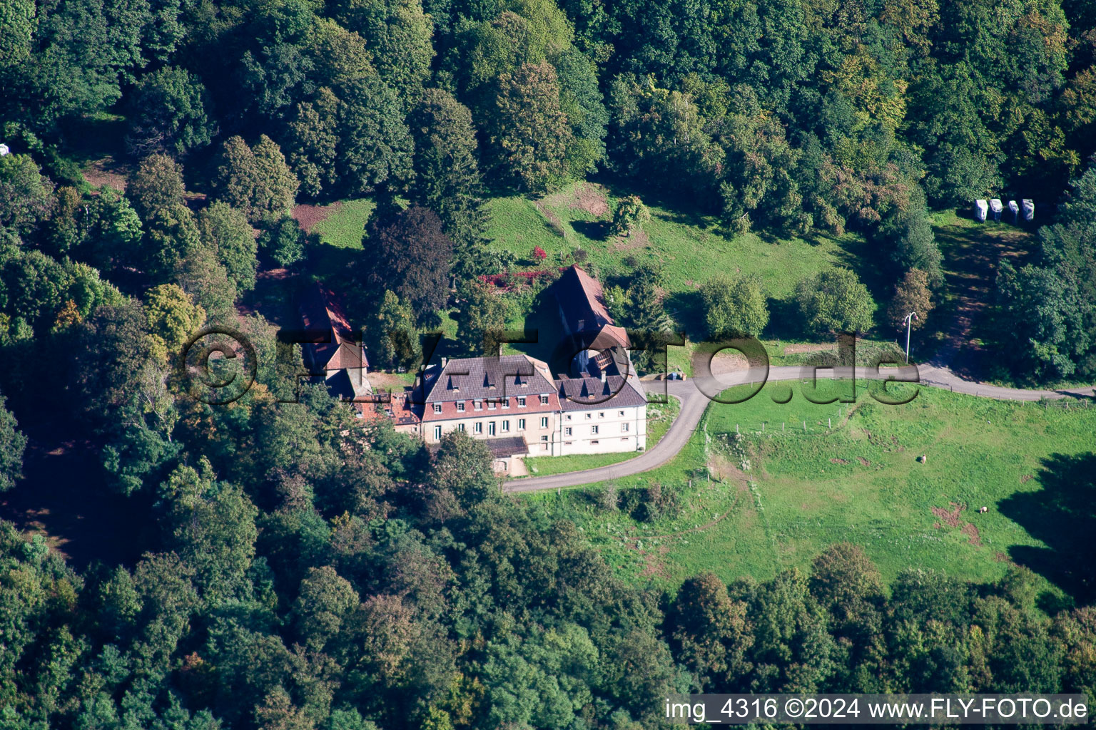 Weiler (bei Wissembourg), Chateau Langenberg im Bundesland Bas-Rhin, Frankreich