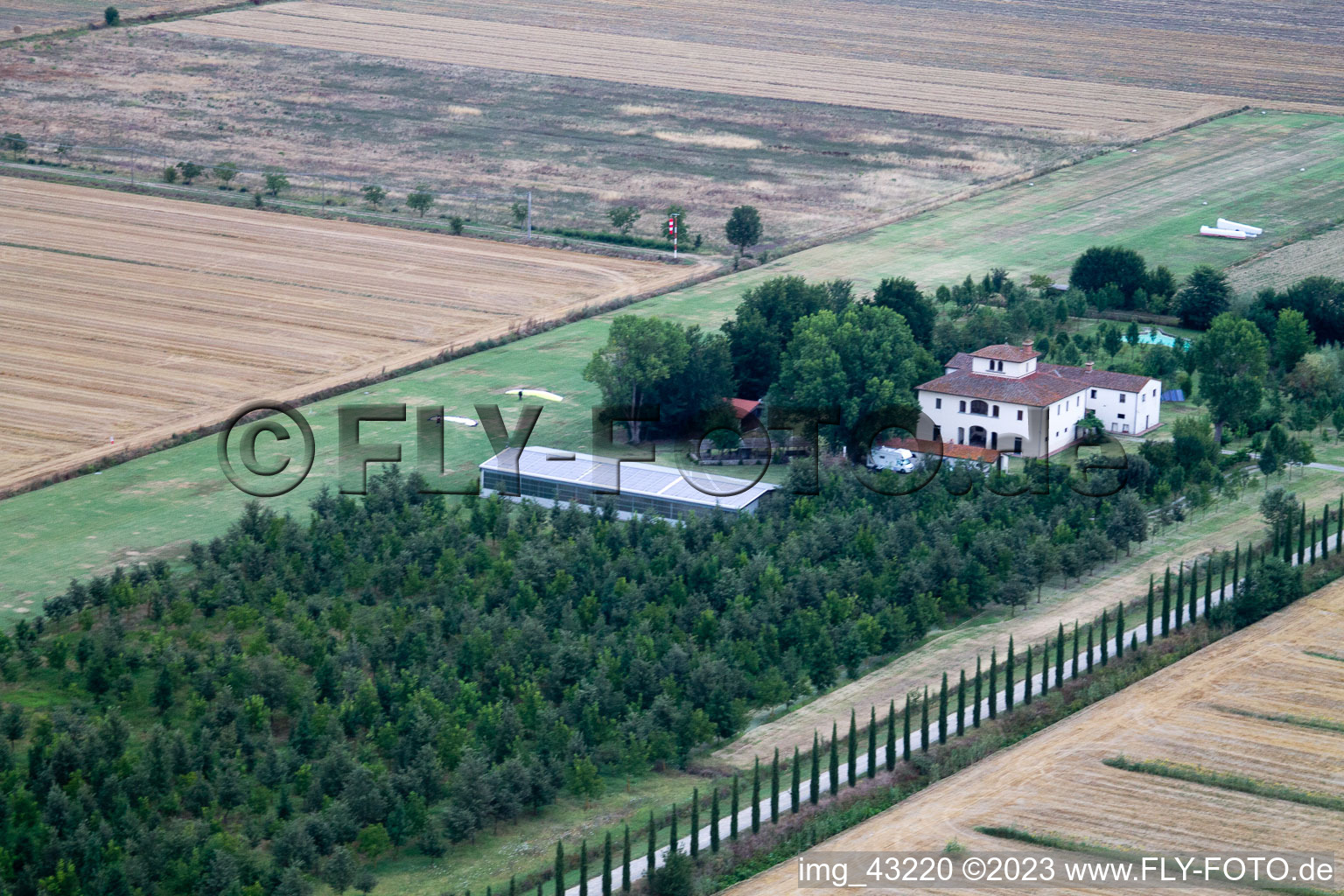 Luftaufnahme von Castroncello im Bundesland Toscana, Italien