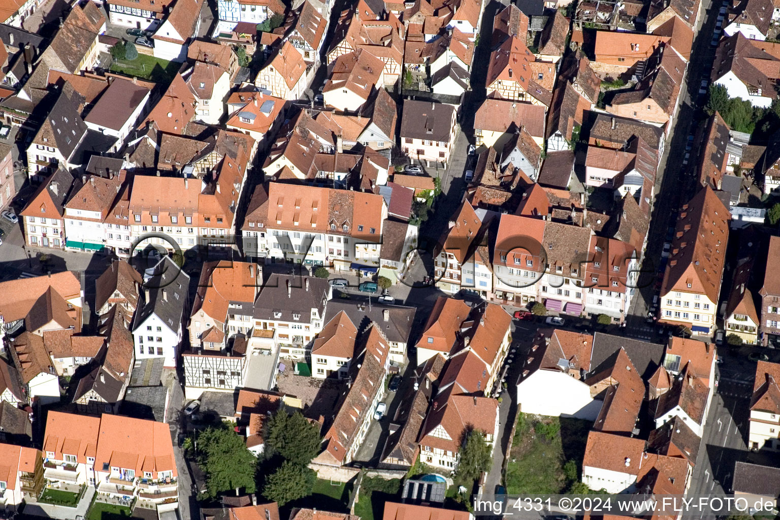 Luftaufnahme von Wissembourg, Hauptstr im Bundesland Bas-Rhin, Frankreich