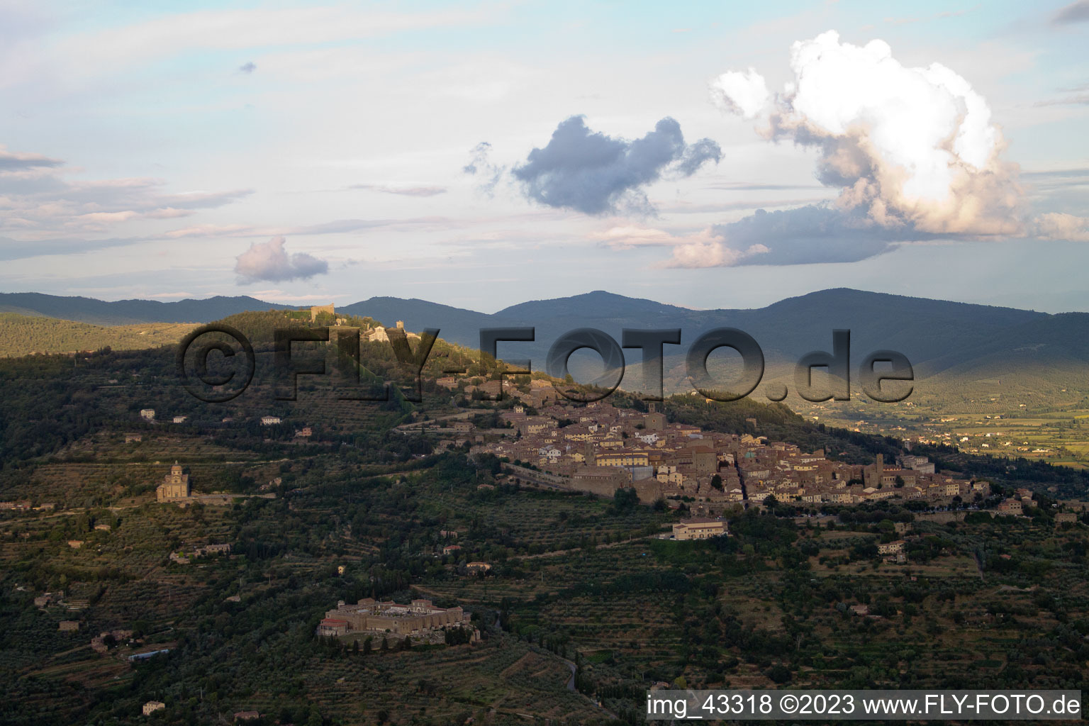Luftbild von Camucia im Bundesland Toscana, Italien