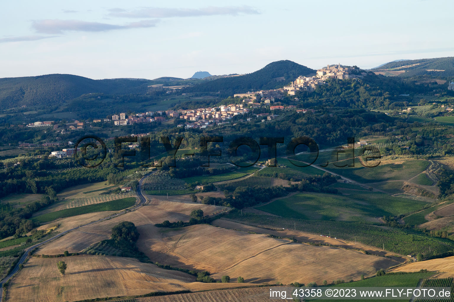 Luftaufnahme von La Pievaccia im Bundesland Toscana, Italien