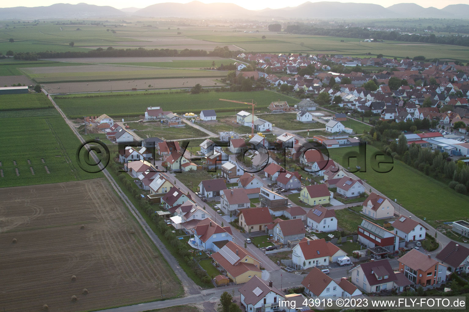 Luftbild von Steinweiler, Neubaugebiet Brotäcker im Bundesland Rheinland-Pfalz, Deutschland