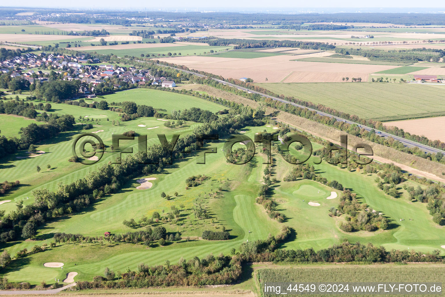 Luftbild von Gelände des Golfplatz des Golf Club Schloss Miel im Ortsteil Miel in Swisttal im Bundesland Nordrhein-Westfalen, Deutschland