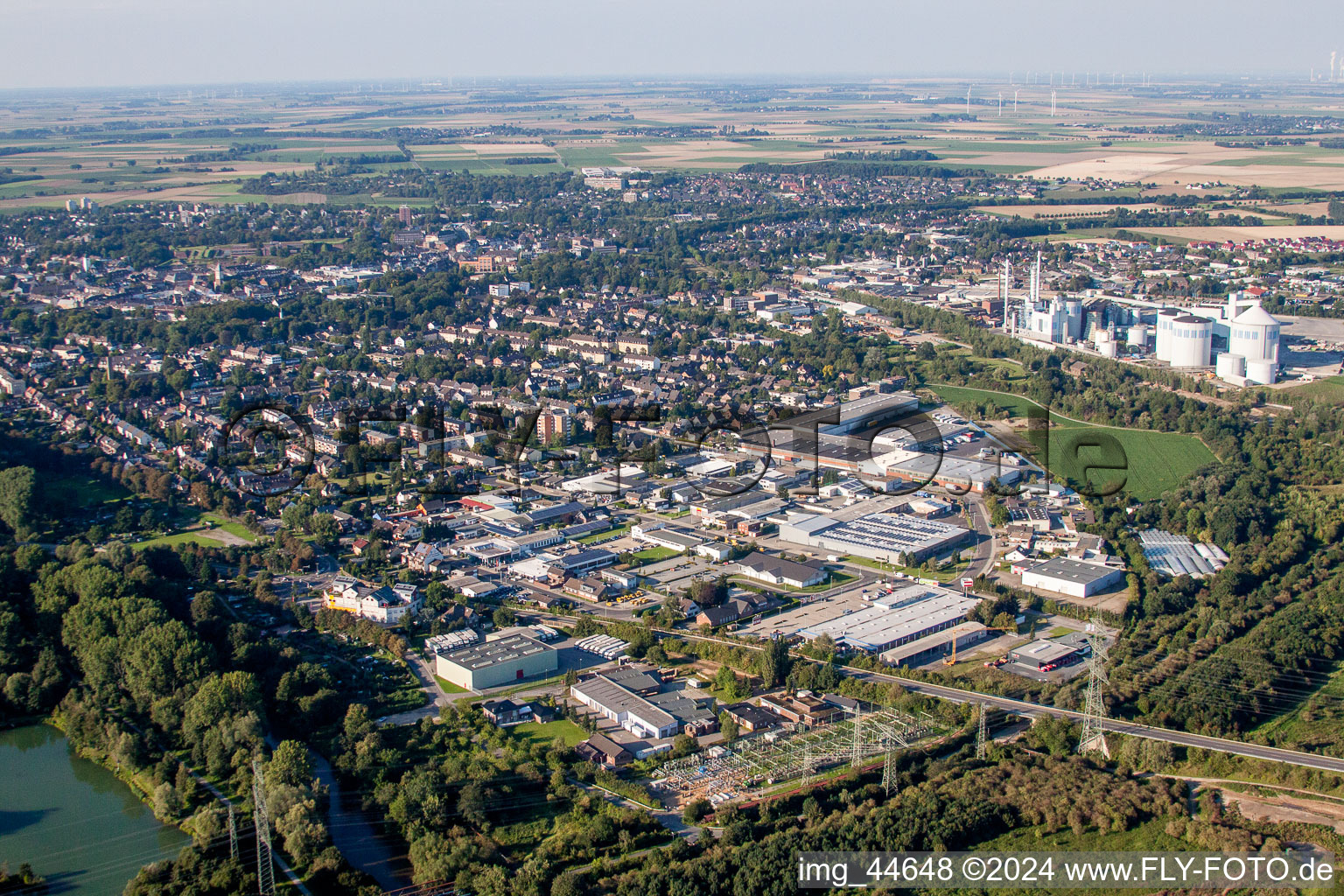 Industrie- und Gewerbegebiet Elisabethenstraße mit Boos Logistik GmbH in Jülich im Bundesland Nordrhein-Westfalen, Deutschland