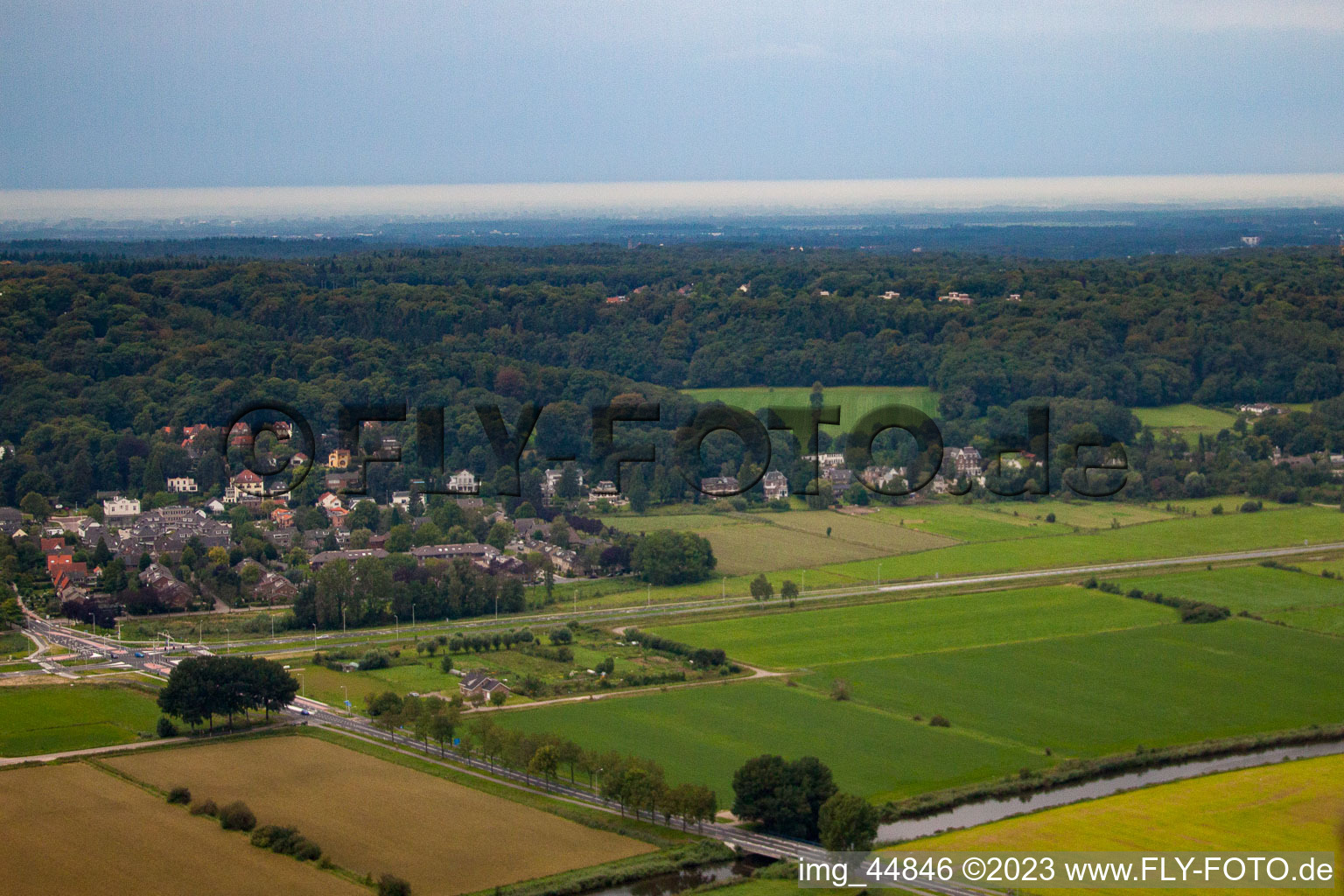 Luftaufnahme von Persingen im Bundesland Gelderland, Niederlande