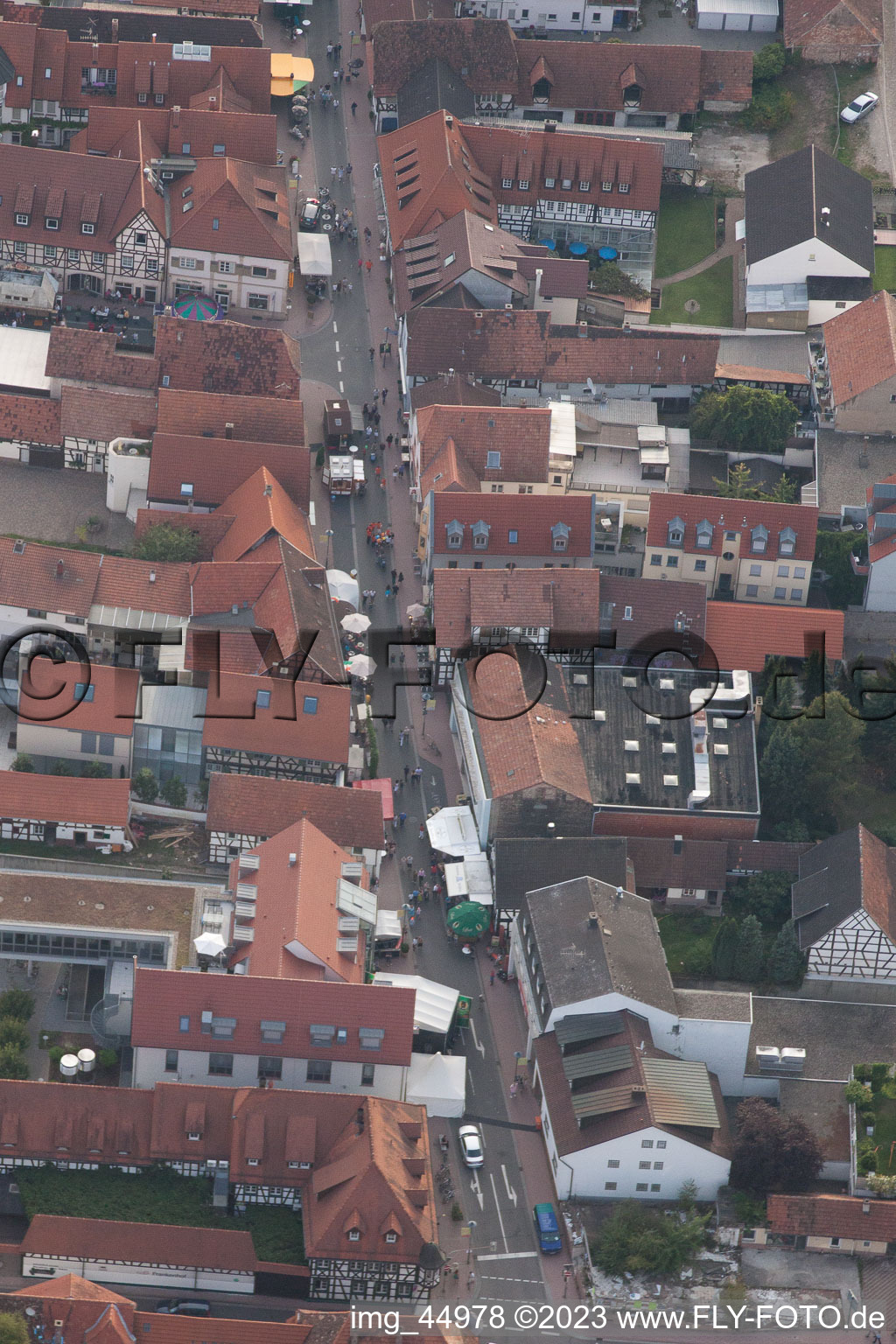 Luftaufnahme von Kandel, Stadtfest 2011 im Bundesland Rheinland-Pfalz, Deutschland