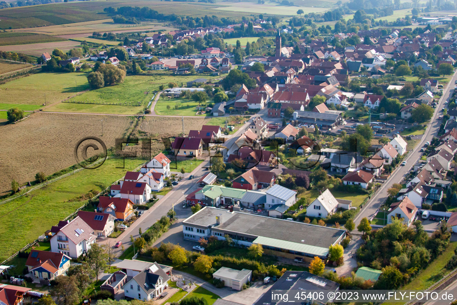 Ortsteil Kapellen in Kapellen-Drusweiler im Bundesland Rheinland-Pfalz, Deutschland aus der Luft betrachtet