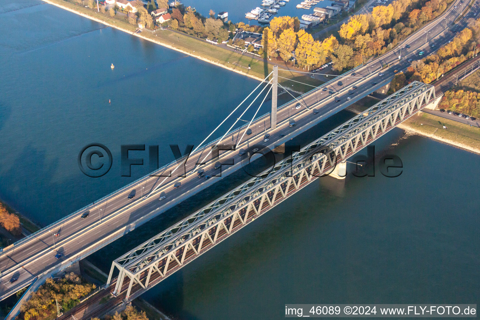 Luftbild von Maximiliansau Rheinbrücke in Wörth am Rhein im Bundesland Rheinland-Pfalz, Deutschland