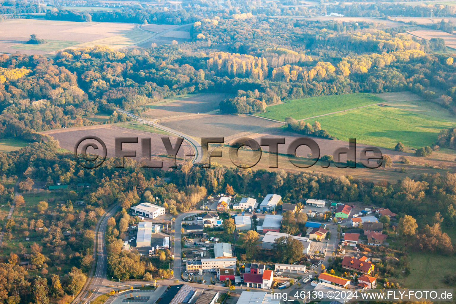 Gewerbegebiet Mittelwegring in Jockgrim im Bundesland Rheinland-Pfalz, Deutschland aus der Drohnenperspektive