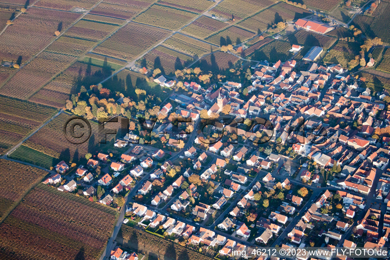 Ortsteil Nußdorf in Landau in der Pfalz im Bundesland Rheinland-Pfalz, Deutschland von oben gesehen