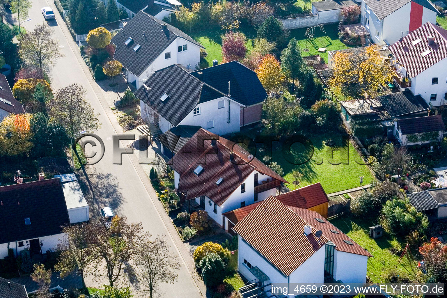 Steinweiler, Klingbachstr im Bundesland Rheinland-Pfalz, Deutschland aus der Drohnenperspektive