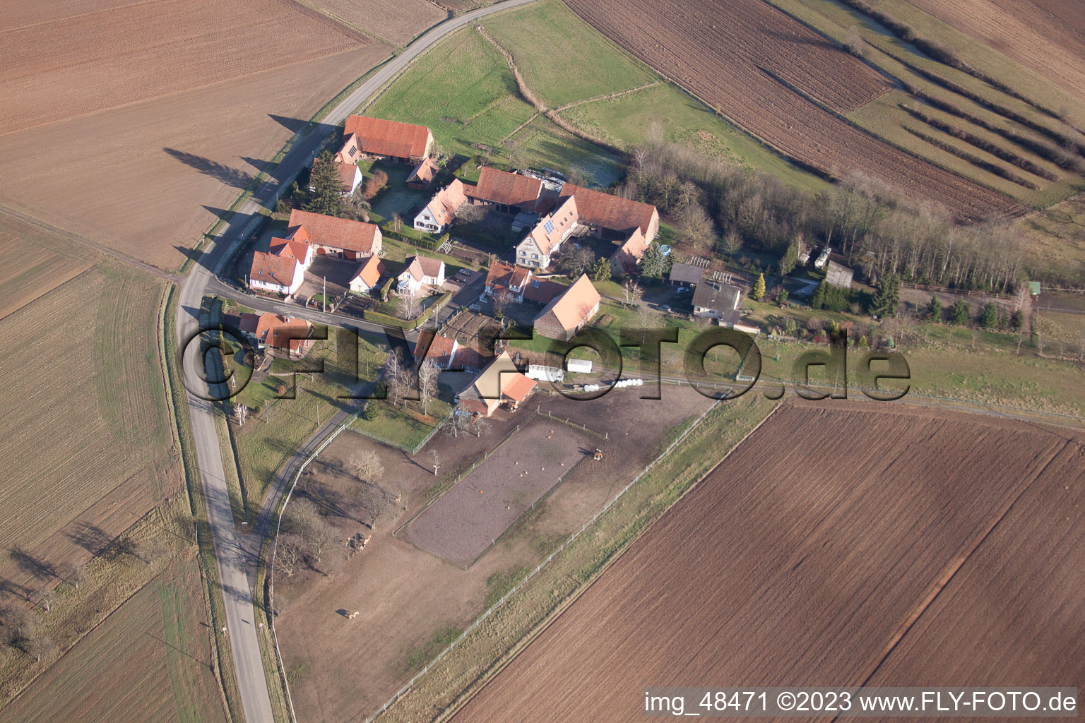 Seebach im Bundesland Bas-Rhin, Frankreich von einer Drohne aus